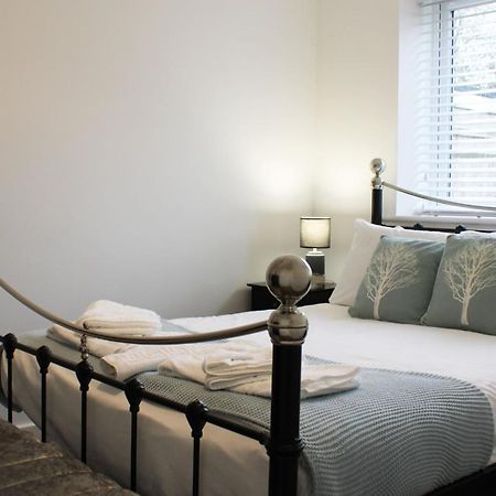 CumnorAbingdon - Private Flat With Garden & Parking 02アパートメント エクステリア 写真